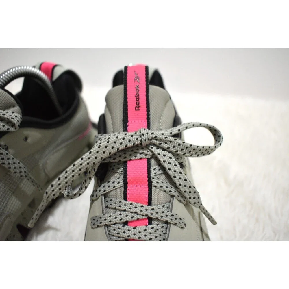 Reebok Zig Dynamica Adventure HR1887 Women's Size 8 Muted GreenPink Running Shoe